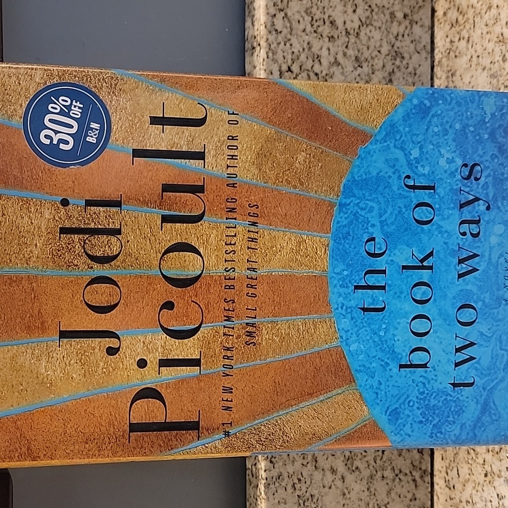The Book of Two Ways Hardcover - Jodi Picoult